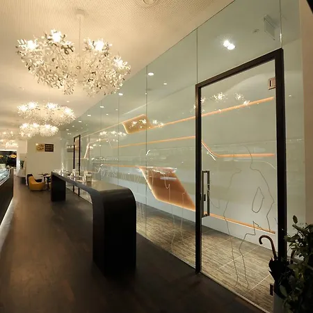 Ξενοδοχείο Boutique Imperialart 4*