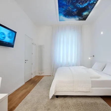 Ξενοδοχείο Boutique Imperialart 4*